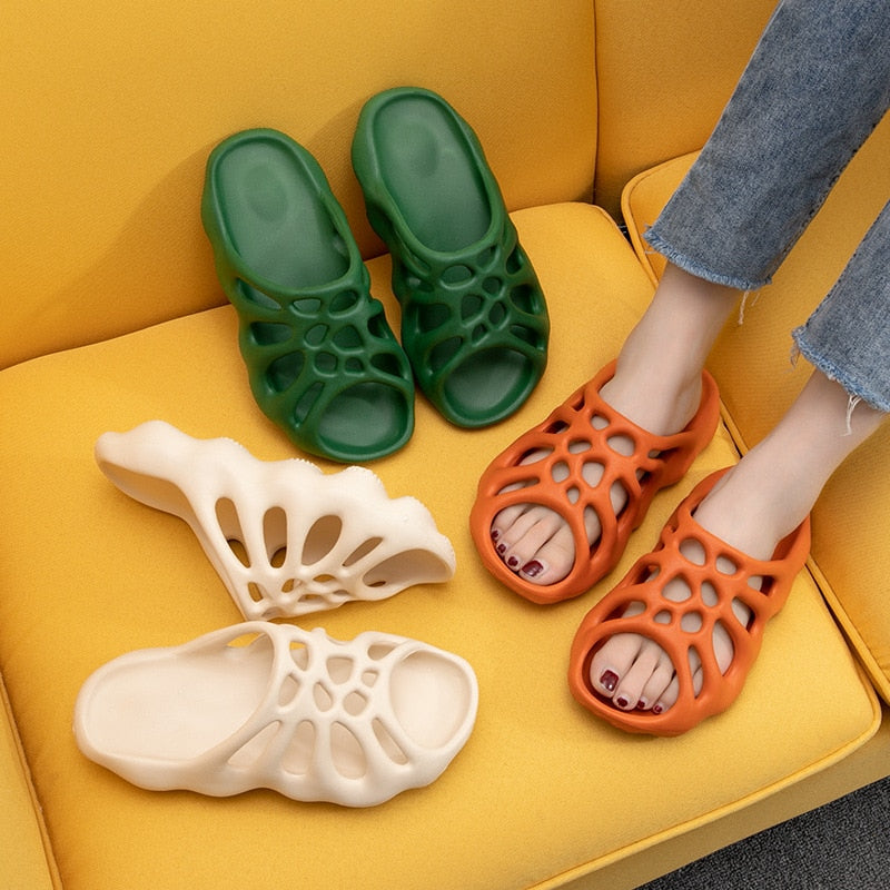 Trendy Cut Out Platform Slides